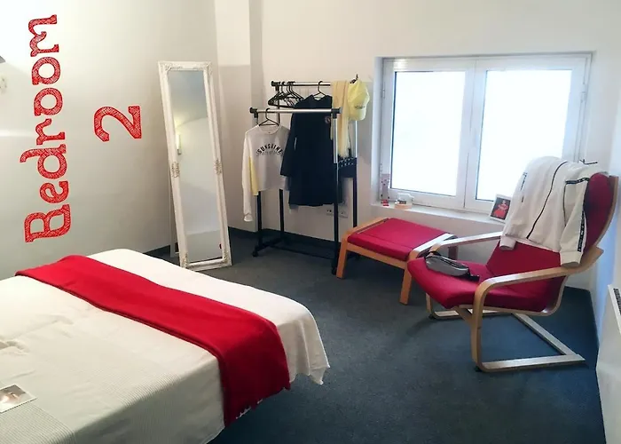 2-level Big Space Near Beach, Bars, Walking Street דירה